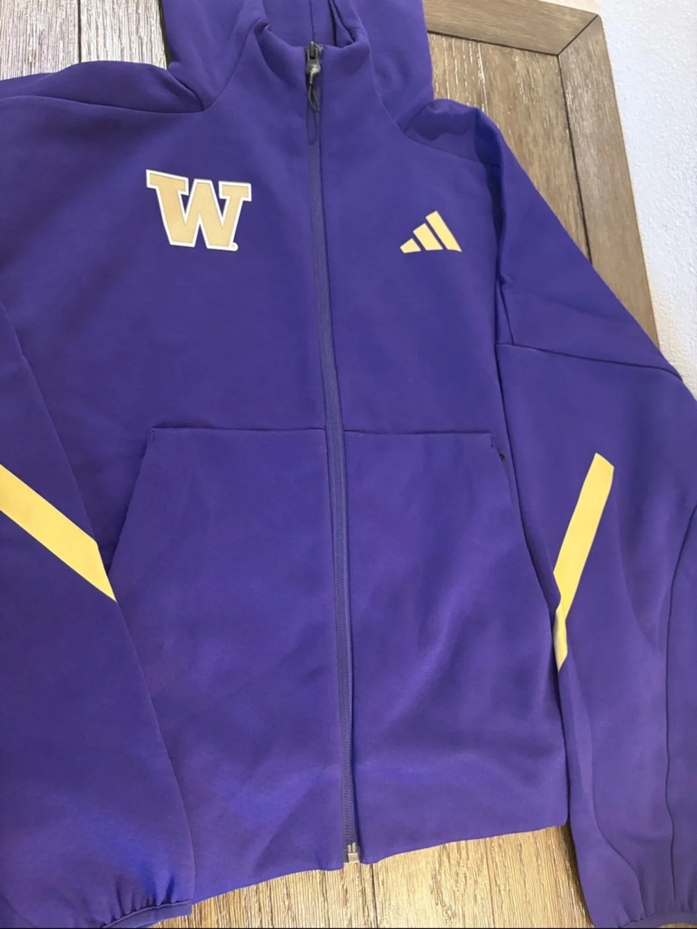NWOT [adidas] Washington Huskies NCAA Zip-Up Hooded Cropped Sweatshirt Women’s S - Picture 3 of 12